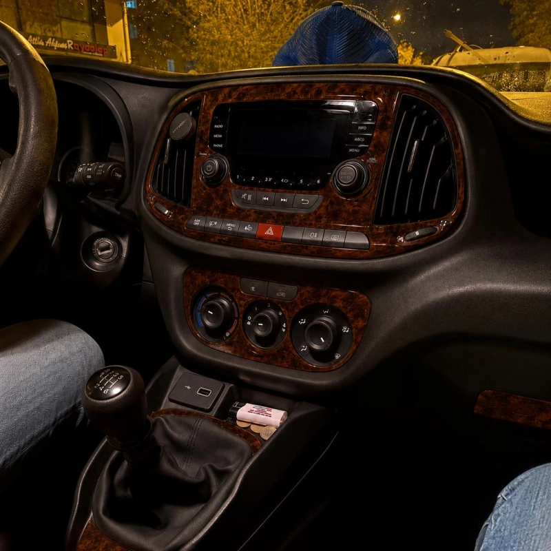 Fiat Doblo 2015-2022 à aujourd’hui 3D kit décoration intérieure tableau de bord 27 pièces