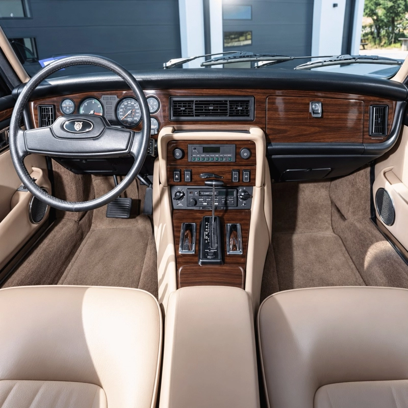 Jaguar XJ6 1976-1982 kit complet, boîte automatique kit décoration intérieure tableau de bord