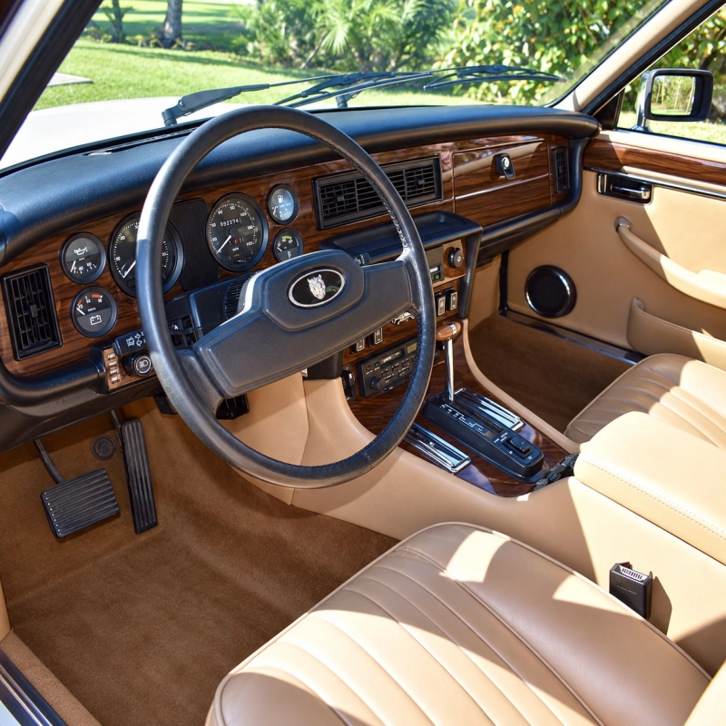 Daimler Jaguar XJ6/12 Series 3 1983-1987 kit décoration intérieure tableau de bord