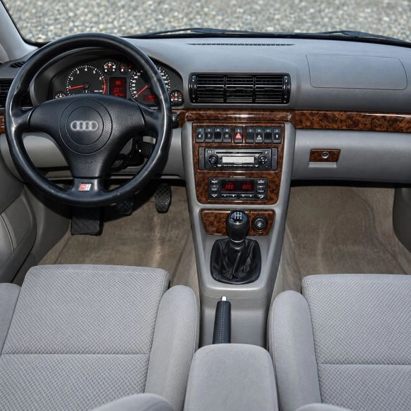 Audi A4 1999-2000 kit complet, boîte automatique kit décoration intérieure tableau de bord