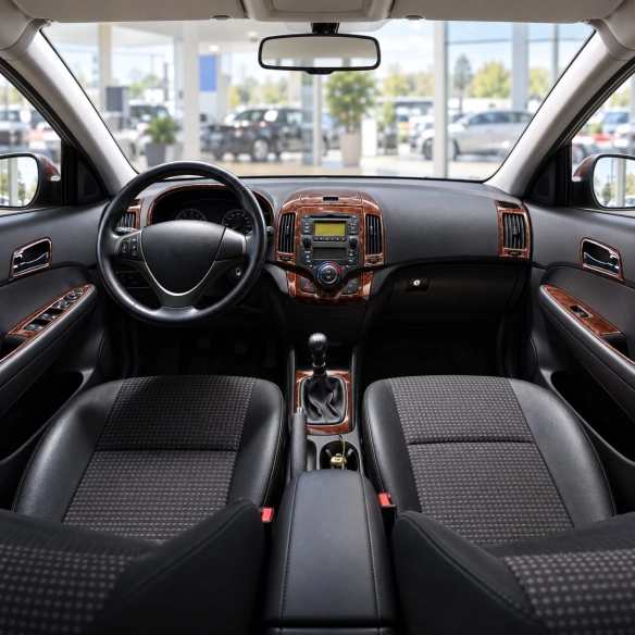 Hyundai-i30 2007-2009 kit décoration intérieure tableau de bord 46 pièces