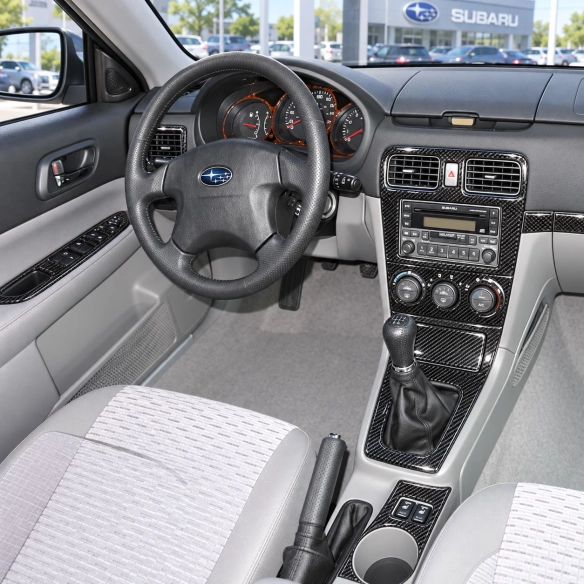 Subaru Forester 2003-2006 kit complet, boîte automatique kit décoration intérieure tableau de bord