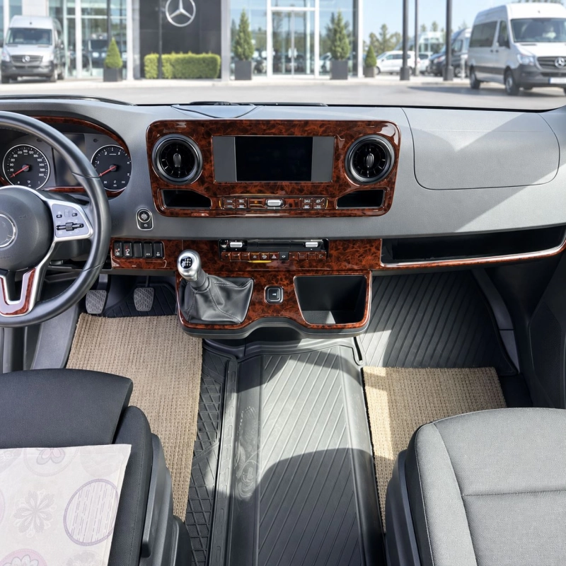 Mercedes Sprinter W907 2018 3D kit décoration intérieure tableau de bord 50 pièces