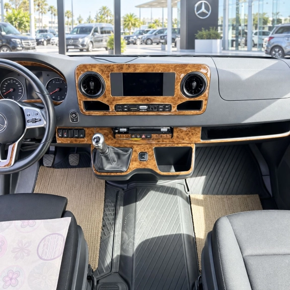 Mercedes Sprinter W907 2018 3D kit décoration intérieure tableau de bord 50 pièces