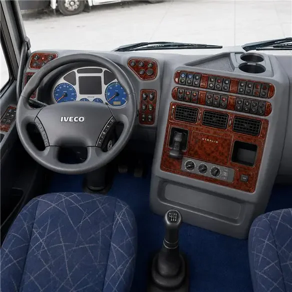 Iveco Stralis 2002-2007 kit décor tableau de bord 3D, 73 pièces