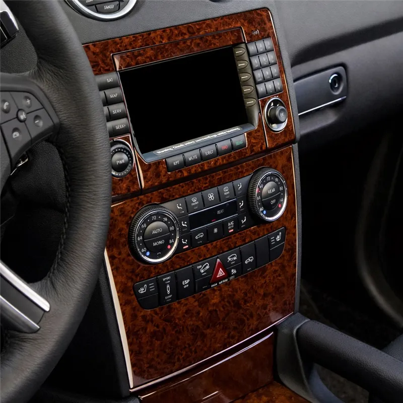 Mercedes Benz ML W164 Class 2006+ set complet, boîte auto, avec navigation kit décor tableau de bord 3D