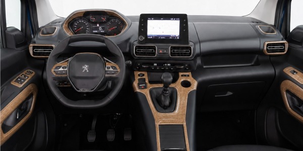 Peugeot Partner : personnalisation intérieure 2026 et Caravan Salon Düsseldorf