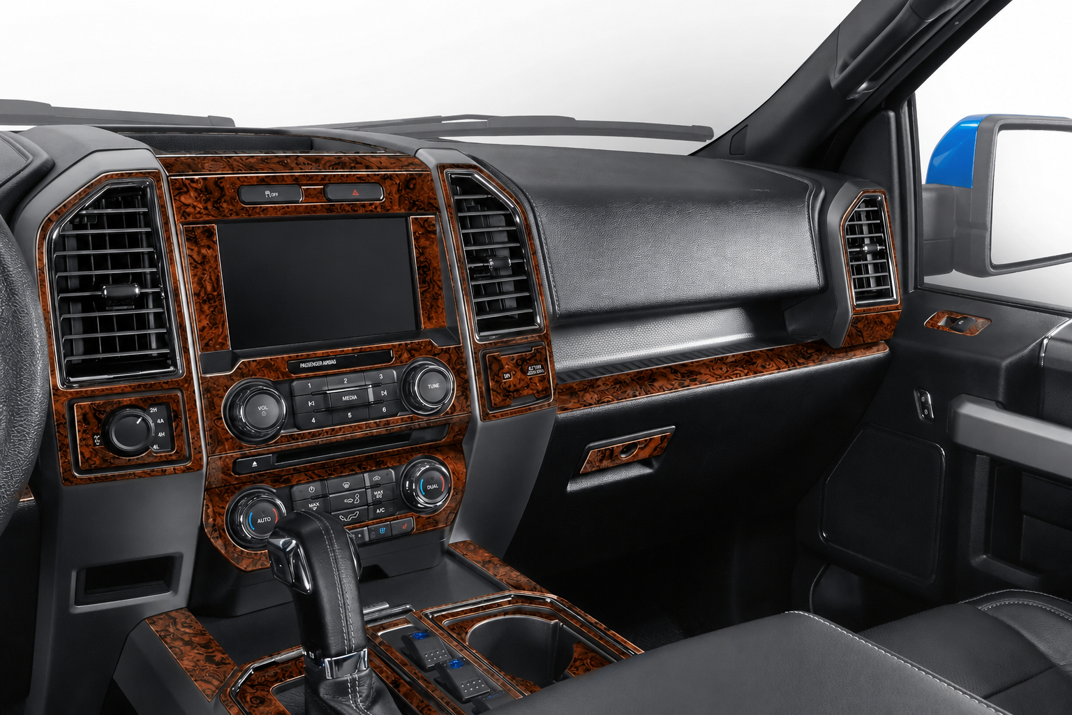 What US Drivers Should Compare Before Buying Dashboard Trim Kits